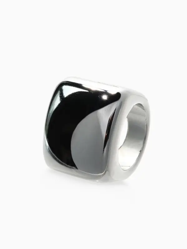 Кольцо пластик "Объемный квадрат", р-р 17, цвет серебро