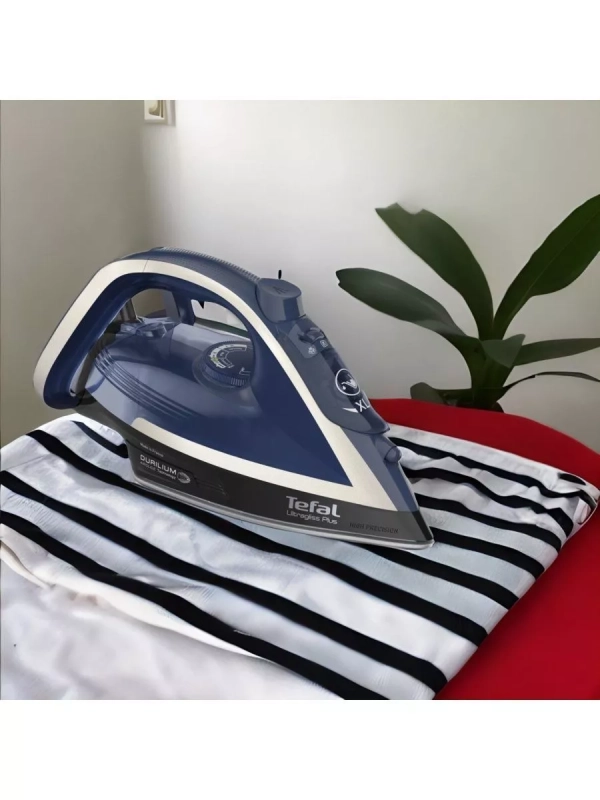 Паровой утюг Ultragliss Plus FV6824E0, 2800 Вт, синий