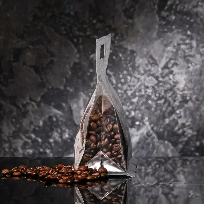 Пакет прозрачный с ручкой, 24&times;17&times;4 см