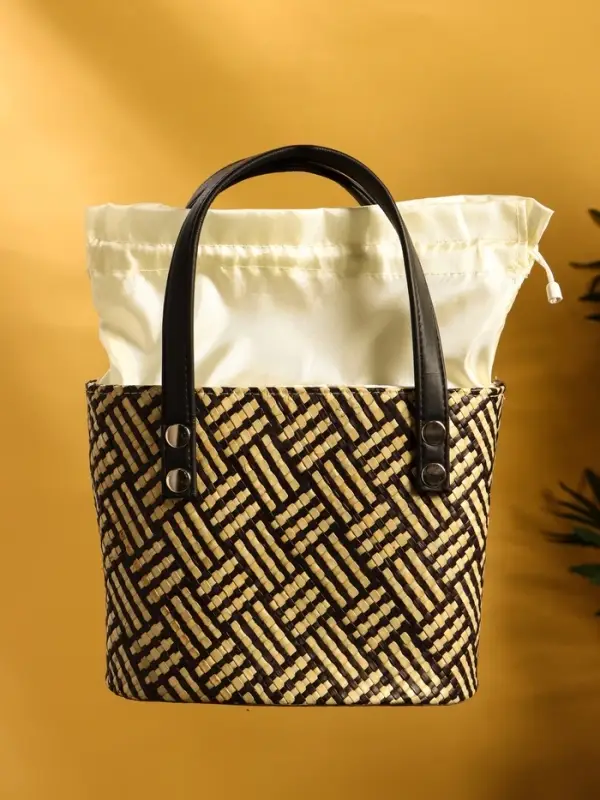 Сумка плетёная из пандана, 22&times;14&times;35 см, бежево-коричневая