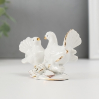 Сувенир керамика "Голубки с розой" белый, страза 5,8х8,7х4,2 см Сувенир керамика "Голубки с розой" белый, страза 5,8х8,7х4,2 см