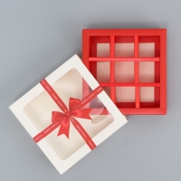 Коробка под 9 конфет с ячейками &laquo;Новогодний подарок&raquo; 14.5 х 14.5 х 3.5 см, Новый год