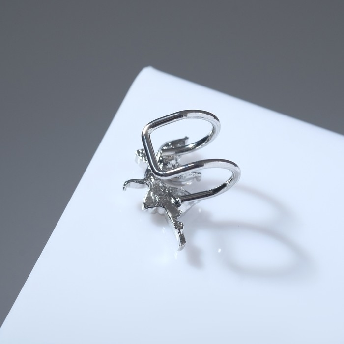 Серьга &laquo;Кафф&raquo; фея, цвет белый в серебре