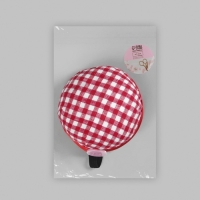 Игольница на руку &laquo;Клетка&raquo;, d = 6 см, цвет красный/белый
