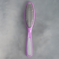 Пилка для ног, металлическая, с пилкой на ручке, 17 см, цвет МИКС Пилка для ног, металлическая, с пилкой на ручке, 17 см, цвет МИКС