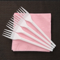 Набор пластиковой одноразовой посуды &laquo;Праздничный&raquo;, 6 персон, цвет МИКС