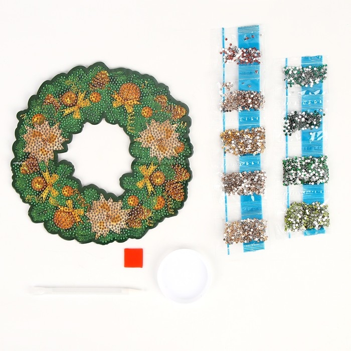 Алмазная мозаика на новый год с полным заполнением на фигурке. Новогодний венок &laquo;Зимняя сказка&raquo;, 20 х 20 см, новогодний набор для творчества