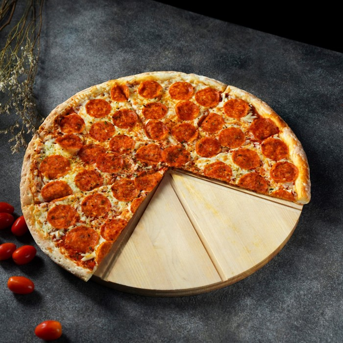 Доска для пиццы с потайными ручками Adelica «Итальяно», d=40 см, берёза Доска для пиццы с потайными ручками Adelica «Итальяно», d=40 см, берёза