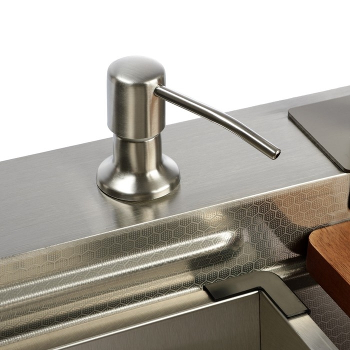 Кухонная мойка ZEIN M01, S=3.0 и 0.7 мм, смеситель, корзины, разделочная доска, сифон, сатин Кухонная мойка ZEIN M01, S=3.0 и 0.7 мм, смеситель, корзины, разделочная доска, сифон, сатин