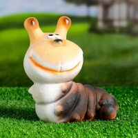 Садовая фигура "Гусеница улыбка" 9х14х17см Садовая фигура "Гусеница улыбка" 9х14х17см