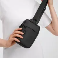 Спортивная кросс-боди сумка UrbanHike, черная