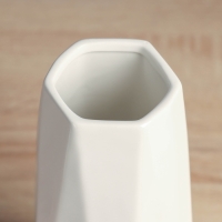 Керамическая ваза декоративная настольная &laquo;Герберт&raquo;, для цветов, сухоцветов, d-7 см, 24&times;10 см, белый