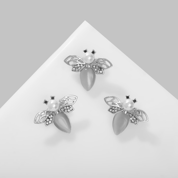 Брошь &laquo;Пчела&raquo; с ажурными крыльями, цвет белый в серебре (неделимая фасовка 12 шт., цена за шт.)