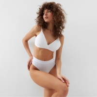 Трусы бразилиана MINAKU рубчик размер 44-46, цвет белый Трусы бразилиана MINAKU рубчик размер 44-46, цвет белый