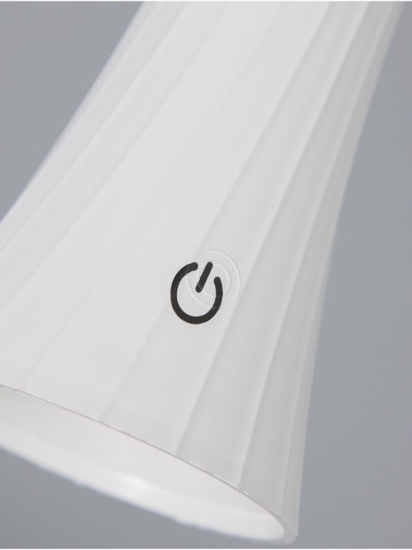 Светильник настольный &laquo;Рим&raquo; АКБ 1200Ма USB Type-C 5Вт LED 3000-6000К сенсор, плафон на магните 7х14х