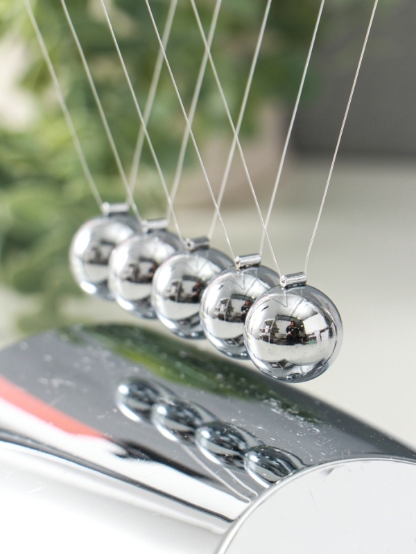 Маятник металл "Хром" 19х19х10 см