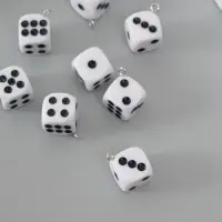 Подвеска для творчества пластик "Игральные кости" чёрно-белый 2,4х1,4х1,4 см