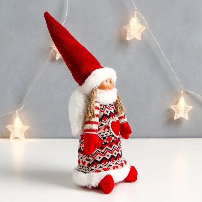 Кукла интерьерная "Ангелочек Марфуша в красном платье с узорами и сердечком" 33х13х10 см