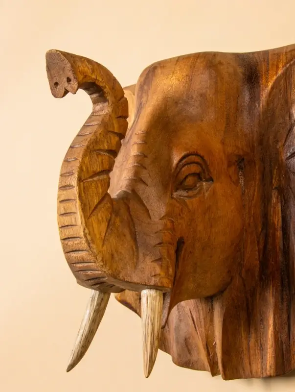 Панно &laquo;Голова слона&raquo;, 32&times;15&times;22 см, дерево Суар, бежевое