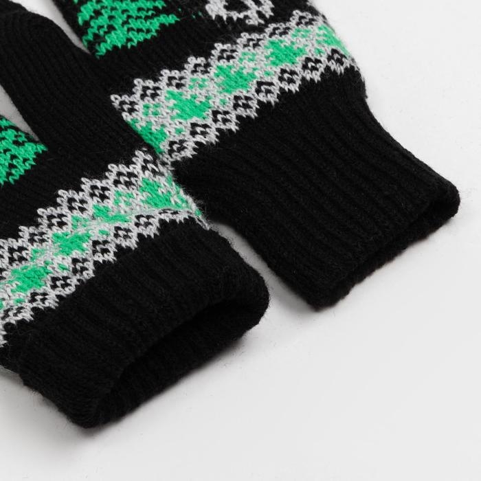 Новый год. Варежки женские, цвет чёрный, размер 18 Новый год. Варежки женские, цвет чёрный, размер 18