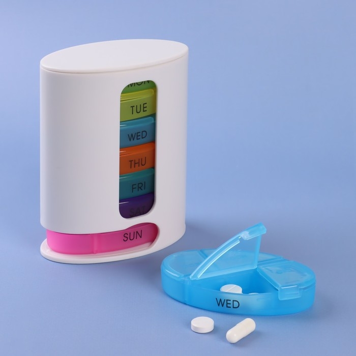 Таблетница - органайзер «Неделька», английские буквы, 12 × 6 × 5,9 см, 7 контейнеров по 4 секции, разноцветная Таблетница - органайзер «Неделька», английские буквы, 12 × 6 × 5,9 см, 7 контейнеров по 4 секции, разноцветная