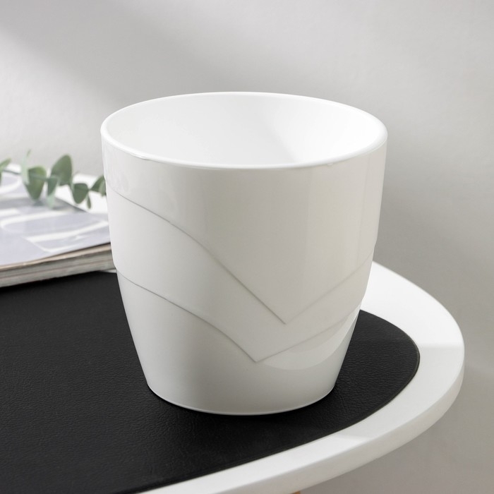 Кашпо для цветов со вставкой &laquo;Грация&raquo;, 1,2 л, цвет белый