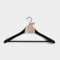 Плечики - вешалка для одежды LaDо́m Soft-touch, 45&times;23&times;4,8 см, с перекладиной, широкие плечики