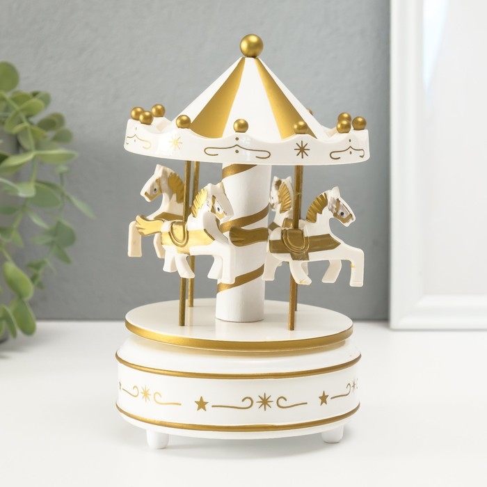 Сувенир пластик музыкальный механический "Карусель - лошадки" белый 10,5х10,5х17,5 см