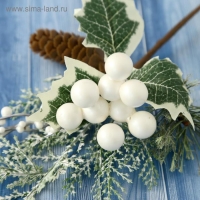 Декор "Зимнее очарование" шишка шарики зелень, 22 см