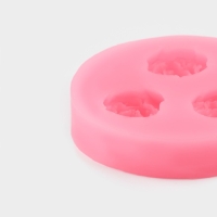 Молд Доляна &laquo;Три малых розы&raquo;, силикон, 4,5 см, цвет розовый