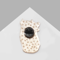 Значок &laquo;Коты&raquo; инь-ян, цвет чёрно-белый в золоте