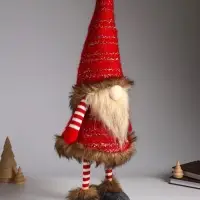 Кукла интерьерная "Гном в красных гетрах и кафтане" на пружине 20х18х55 см
