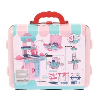 Игровой набор &laquo;Маленький доктор&raquo; в чемодане