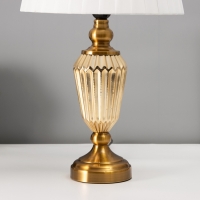 Настольная лампа с абажуром RISALUX «Камелия», Е27, 40 Вт, латунь, 29×29×29.5 см Настольная лампа с абажуром RISALUX «Камелия», Е27, 40 Вт, латунь, 29×29×29.5 см