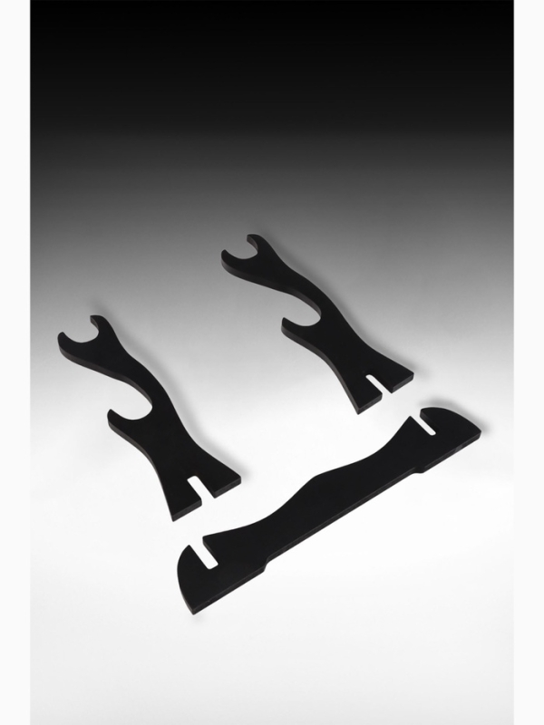 Подставка для сувенирного оружия 2-х ярусная 26 см х 25 см