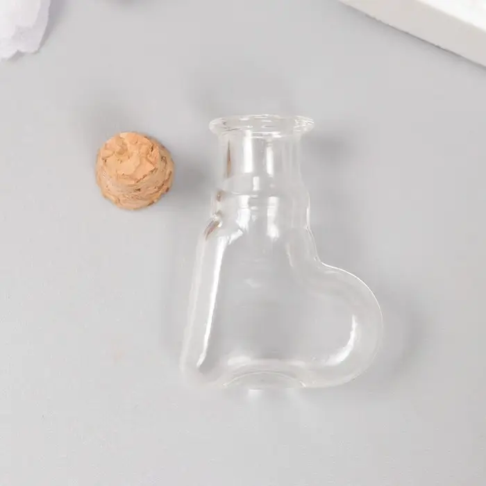 Маленькая стеклянная баночка &laquo;Бутылочка: сердце с пробкой &raquo;, для творчества и декора, 0.8&times;1.9&times;2.7 см