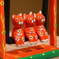 Сувенир интерьерный "Кошки на качелях" дерево 19х24 см