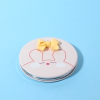 Зеркало складное &laquo;CUTIE&raquo;, d = 7 см, с увеличением, искусственная кожа, цвет бежевый