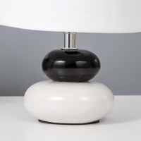 Настольная лампа "Баланс" Е14 40Вт бело-черный 17,5х17,5х23 см RISALUX Настольная лампа "Баланс" Е14 40Вт бело-черный 17,5х17,5х23 см RISALUX