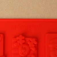 Форма для конфет и шоколада новогодняя Доляна &laquo;Рождество&raquo;, силикон, 30&times;17 см, 16 ячеек, цвет красный