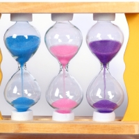 Песочные часы "Любовь к рисункам", сувенирные, органайзер для канцелярии, 10 х 19 см