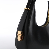 Сумка женская багет на молнии, цвет чёрный Сумка женская багет на молнии, цвет чёрный