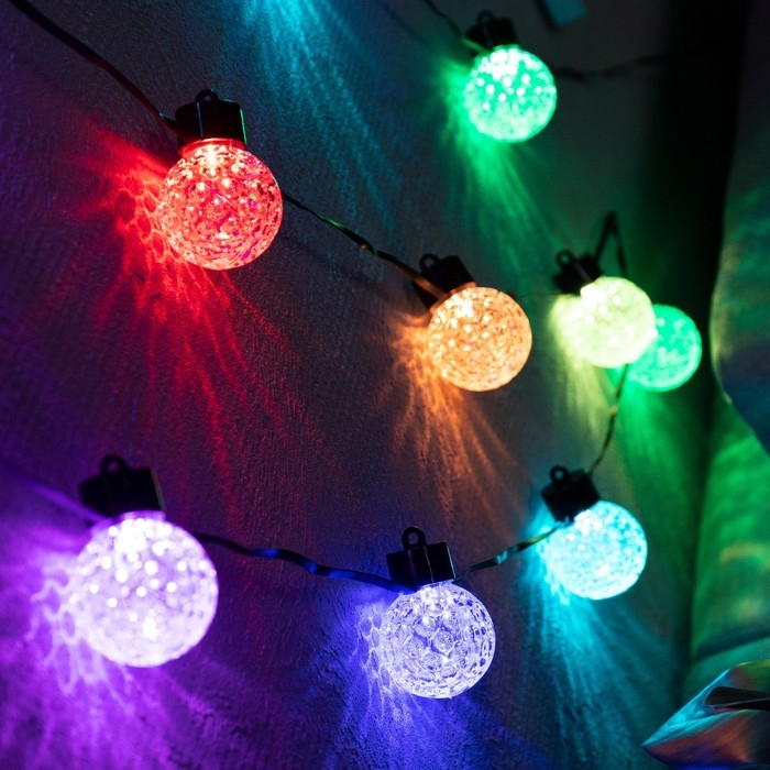 Умная гирлянда &laquo;Нить&raquo; 6 м с насадками &laquo;Пузырьки&raquo;, IP20, тёмная нить, 20 LED, свечение RGB, USB