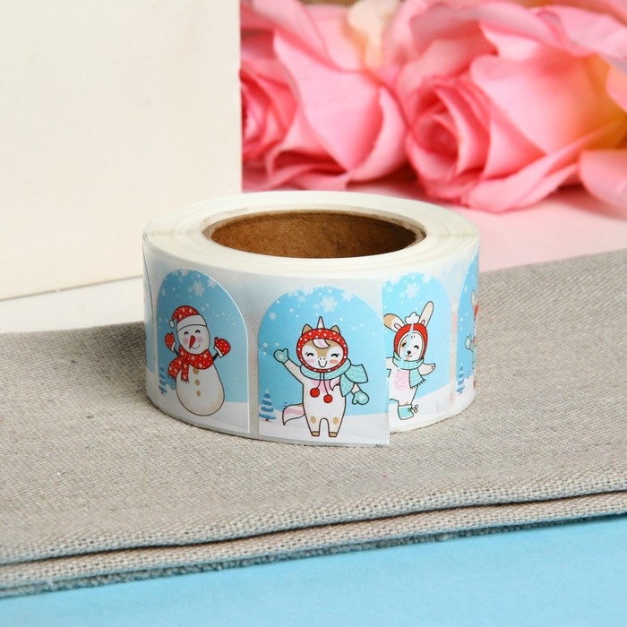 Новый год. Наклейки в рулоне "Каток", 500 шт, 3,5 х 2,5 см