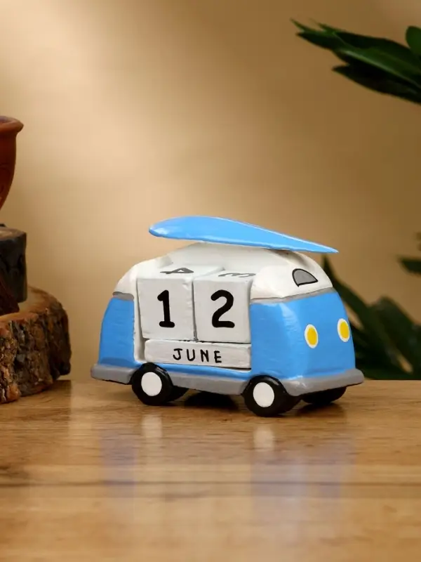 Календарь настольный "Микроавтобус" дерево 10х5х7 см, цв. синий