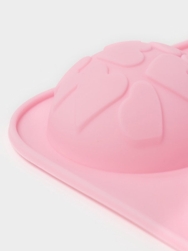 Форма для выпечки Доляна &laquo;Ассорти&raquo;, силикон, 8 ячеек, 26&times;14&times;2.5 см (d=5 см), розовая