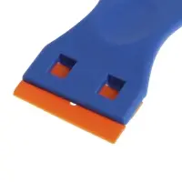 Скребок ТУНДРА, лезвие пластик, 40 мм