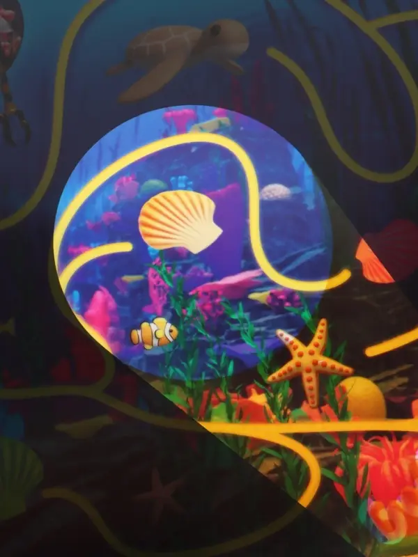 Книга с волшебным фонариком "Весёлые приключения", Буба