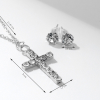 Гарнитур 2 предмета: кулон, серьги «Крестик», цвет белый в серебре, 43 см Гарнитур 2 предмета: кулон, серьги «Крестик», цвет белый в серебре, 43 см