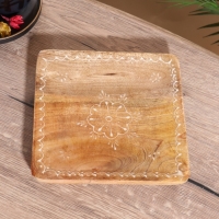 Блюдо "Звезда" дерево манго 20,5х20,5х3 см